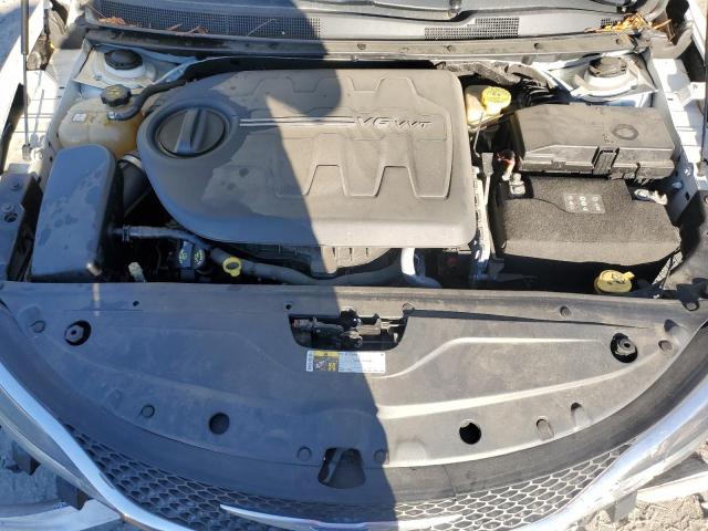 Photo 11 from auction – 2015 CHRYSLER 200 C with VIN 1C3CCCEG1FN620318