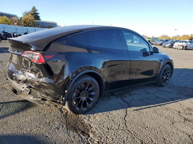 Photo 3 from auction – 2021 TESLA MODEL Y with VIN 5YJYGDEE0MF256611