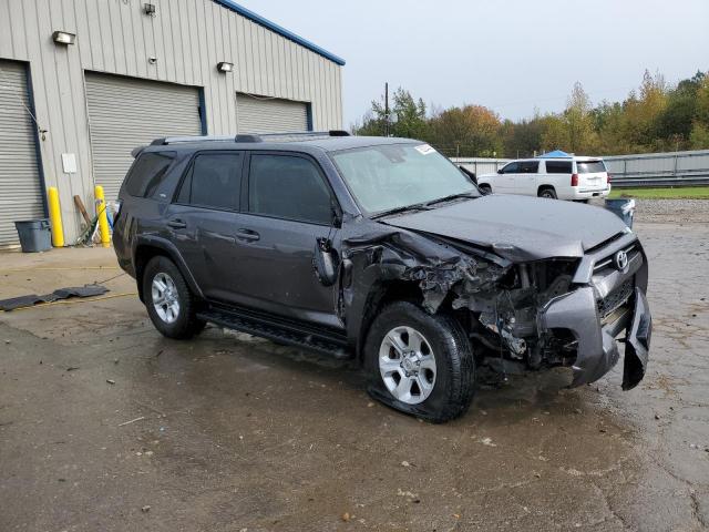 Photo 4 from auction – 2020 TOYOTA 4RUNNER SR with VIN JTEBU5JR3L5792218
