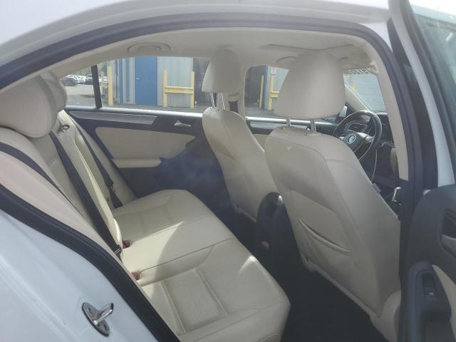 Photo 10 from auction – 2018 VOLKSWAGEN JETTA SE with VIN 3VWDB7AJ4JM218255