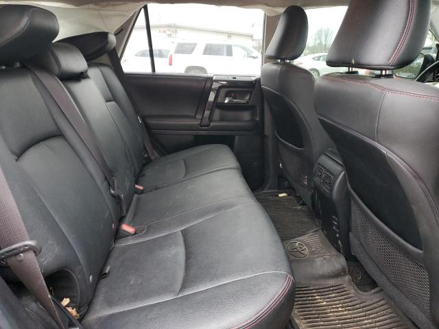 Photo 11 from auction – 2019 TOYOTA 4RUNNER SR with VIN JTEBU5JR3K5659862