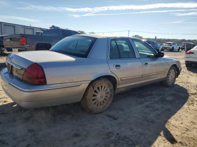 Photo 3 from auction – 2010 MERCURY GRAND MARQ with VIN 2MEBM7FV0AX623774