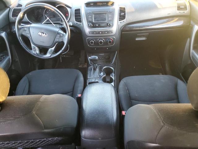 Photo 8 from auction – 2015 KIA SORENTO LX with VIN 5XYKT3A67FG564297