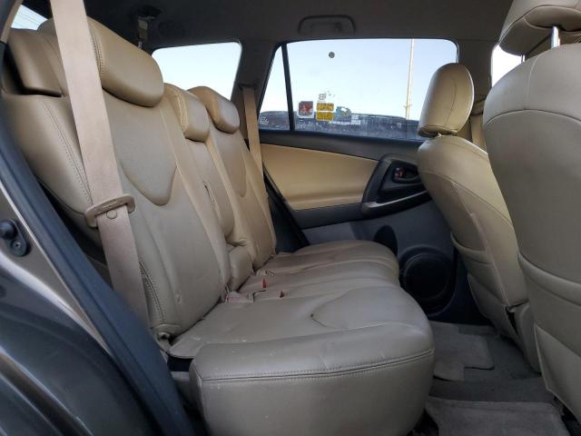 Photo 11 from auction – 2011 TOYOTA RAV4 with VIN JTMBF4DV4BD042512