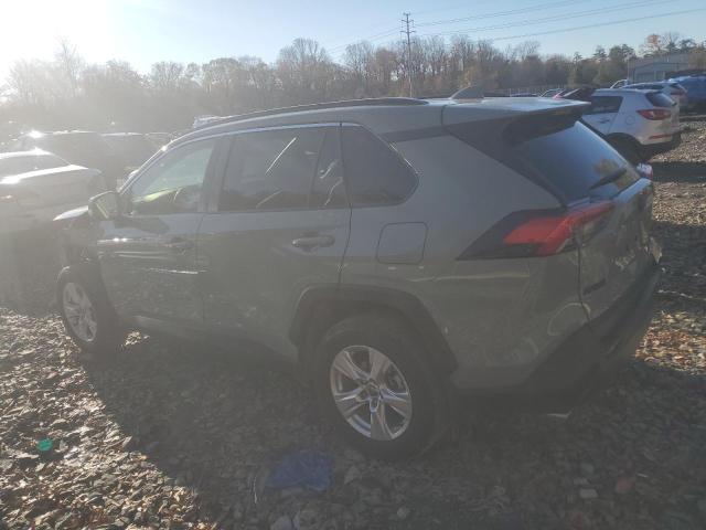 Фото 2 с аукциона – 2021 TOYOTA RAV4 XLE с VIN JTMP1RFV2MD079916