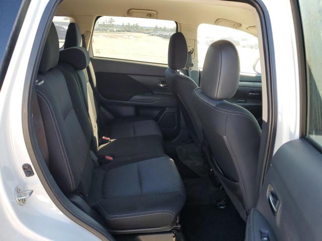 Photo 11 from auction – 2016 MITSUBISHI OUTLANDER with VIN JA4AD3A30GZ003709