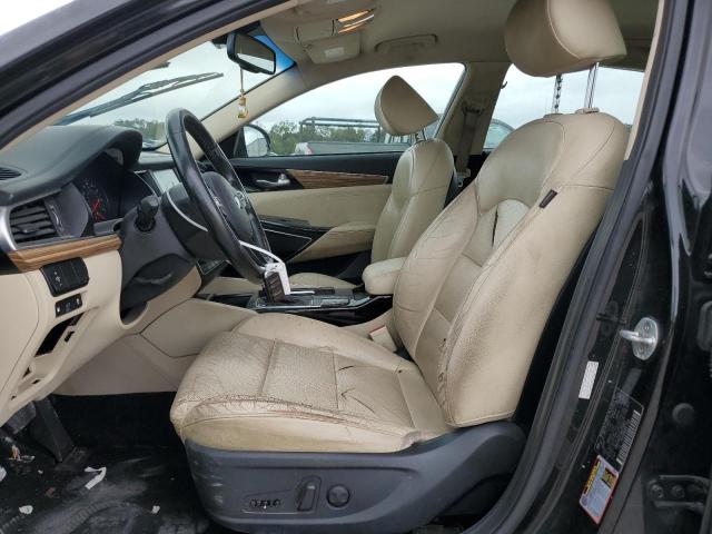 Photo 7 from auction – 2017 KIA CADENZA PR with VIN KNALB4J17H5072802