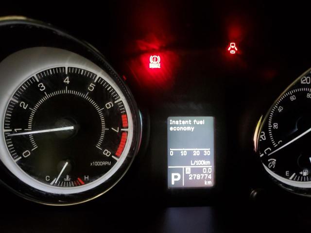 Photo 9 from auction – 2011 SUZUKI KIZASHI SE with VIN JS2RE9A3XB6110775