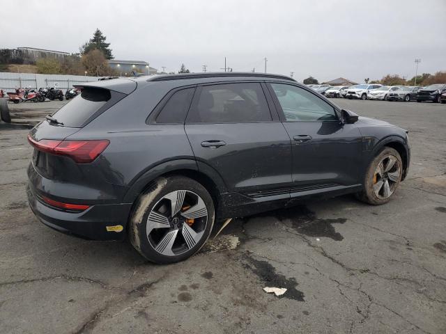 Photo 3 from auction – 2022 AUDI E-TRON PRE with VIN WA1LABGEXNB032371