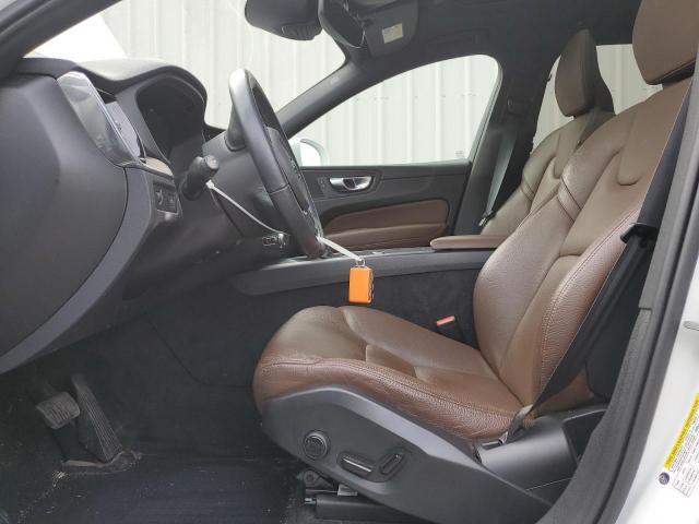Photo 7 from auction – 2021 VOLVO XC60 T5 MO with VIN YV4102RK1M1864458