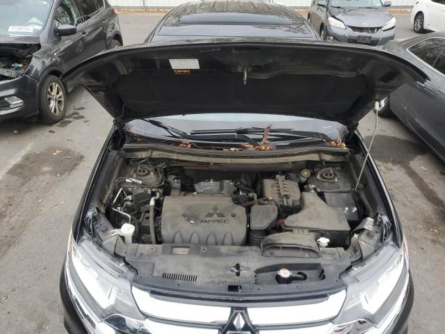 Photo 12 from auction – 2018 MITSUBISHI OUTLANDER with VIN JA4AZ3A32JZ070580