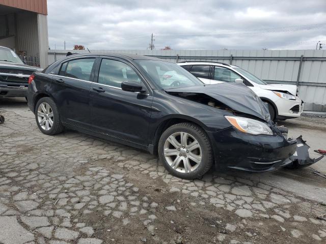 Photo 4 from auction – 2013 CHRYSLER 200 TOURIN with VIN 1C3CCBBB5DN546885