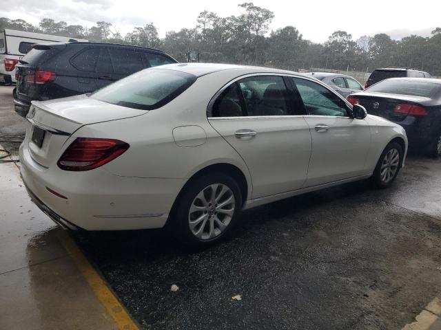 Photo 3 from auction – 2017 MERCEDES-BENZ E 300 with VIN WDDZF4JB1HA285994