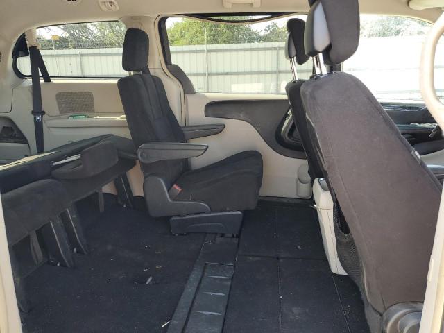 Photo 11 from auction – 2011 CHRYSLER TOWN & COU with VIN 2A4RR5DG8BR637920