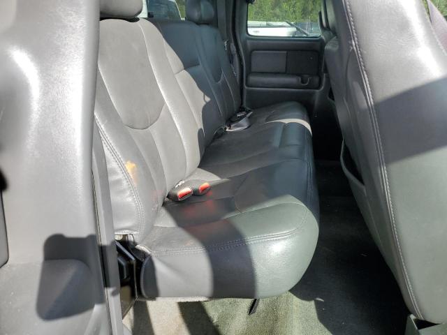Photo 10 from auction – 2004 CHEVROLET SILVERADO with VIN 2GCEK19N141357847