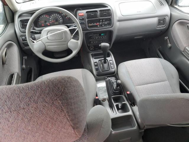 Photo 8 from auction – 2000 CHEVROLET TRACKER with VIN 2CNBJ13C3Y6917479