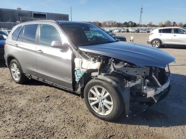 Photo 4 from auction – 2015 BMW X5 XDRIVE3 with VIN 5UXKR0C51F0P16743