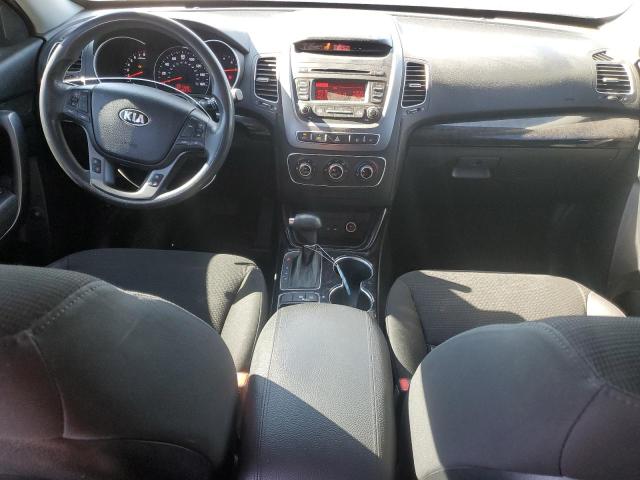Photo 8 from auction – 2014 KIA SORENTO LX with VIN 5XYKT4A70EG472980