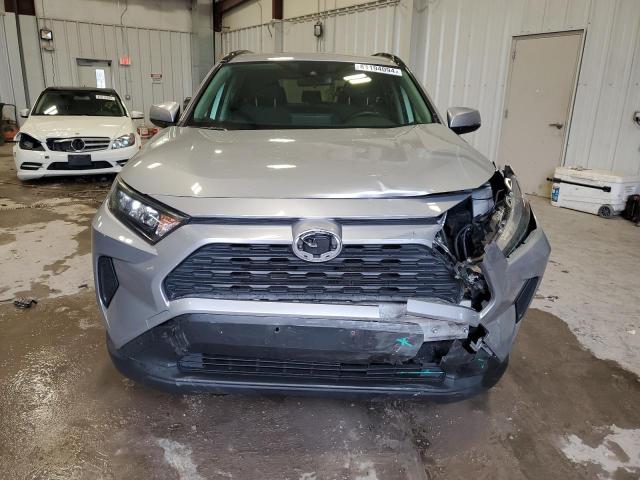 Photo 5 from auction – 2019 TOYOTA RAV4 LE with VIN JTMG1RFVXKD503341