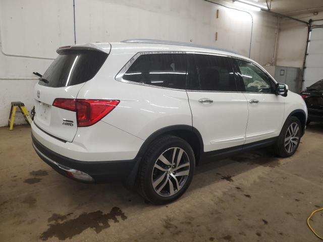 Photo 3 from auction – 2017 HONDA PILOT TOUR with VIN 5FNYF6H96HB044332