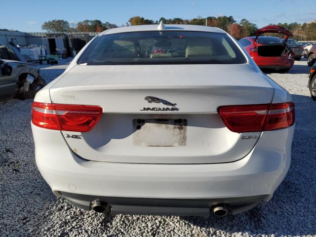 Photo 6 from auction – 2018 JAGUAR XE with VIN SAJAR4FX7JCP27482