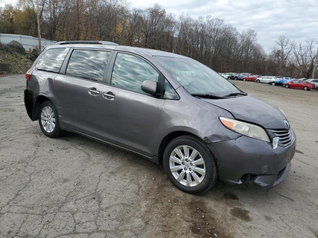 Photo 4 from auction – 2015 TOYOTA SIENNA XLE with VIN 5TDDK3DC6FS112776