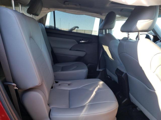 Photo 11 from auction – 2022 TOYOTA HIGHLANDER with VIN 5TDGZRBH4NS183905