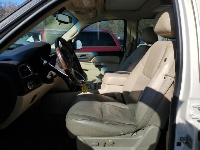 Photo 7 from auction – 2011 GMC YUKON DENA with VIN 1GKS2EEFXBR331300