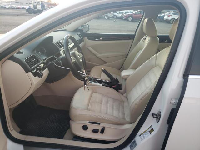Photo 7 from auction – 2014 VOLKSWAGEN PASSAT SEL with VIN 1VWCT7A37EC003955