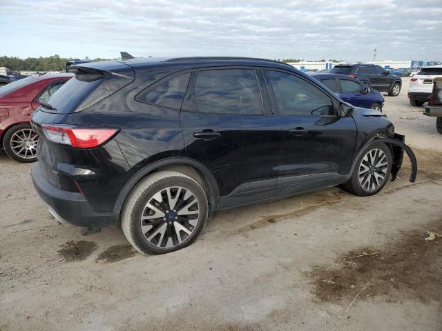Photo 3 from auction – 2020 FORD ESCAPE SE with VIN 1FMCU0BZ6LUC47710