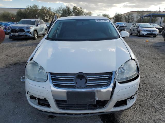 Photo 5 from auction – 2010 VOLKSWAGEN JETTA LIMI with VIN 3VWAZ7AJ2AM101207