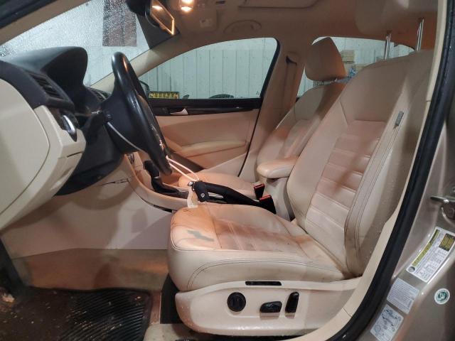 Photo 7 from auction – 2015 VOLKSWAGEN PASSAT SEL with VIN 1VWCV7A36FC048655