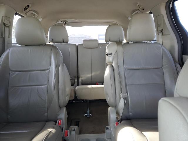 Photo 10 from auction – 2016 TOYOTA SIENNA XLE with VIN 5TDYK3DC6GS701880