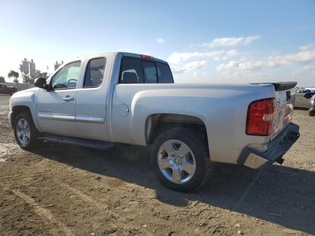 Photo 2 from auction – 2011 CHEVROLET SILVERADO with VIN 1GCRCSE03BZ394692