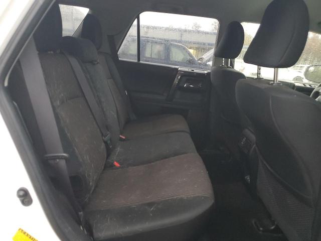Photo 11 from auction – 2020 TOYOTA 4RUNNER SR with VIN JTEBU5JR4L5774505