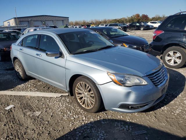 Photo 4 from auction – 2013 CHRYSLER 200 LIMITE with VIN 1C3CCBCG1DN516325