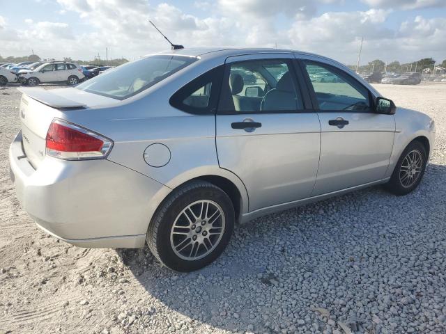 Photo 3 from auction – 2011 FORD FOCUS SE with VIN 1FAHP3FN9BW174772