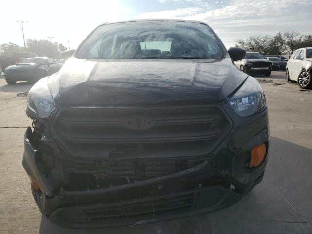 Photo 5 from auction – 2019 FORD ESCAPE S with VIN 1FMCU0F78KUB86173