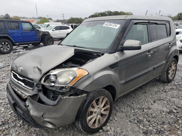 KIA SOUL + 2012 с VIN KNDJT2A69C7379750 - Снимка от търг