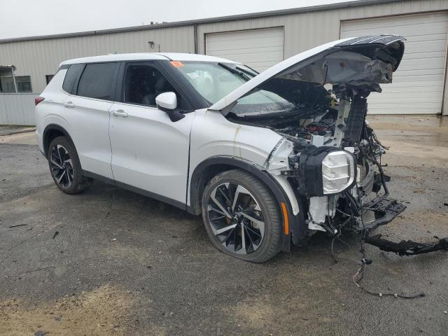 Photo 4 from auction – 2024 MITSUBISHI OUTLANDER with VIN JA4J3VA89RZ040870