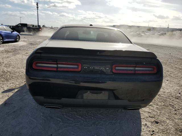 Photo 6 from auction – 2018 DODGE CHALLENGER with VIN 2C3CDZAG5JH332907
