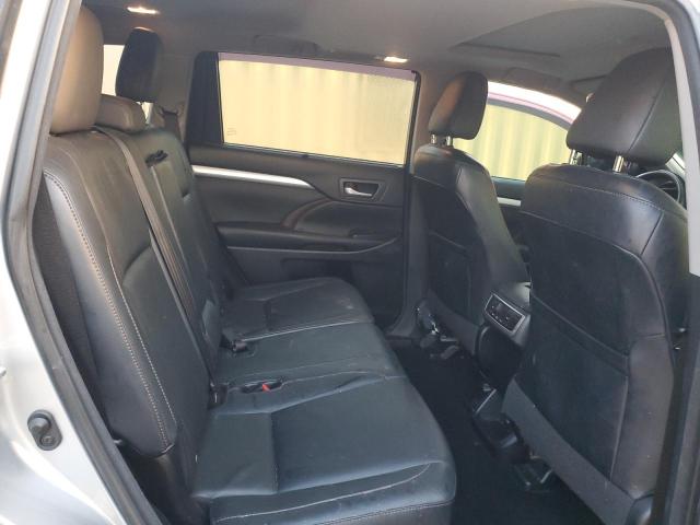 Photo 11 from auction – 2016 TOYOTA HIGHLANDER with VIN 5TDKKRFH6GS123300