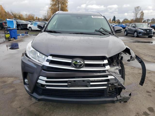 Photo 5 from auction – 2018 TOYOTA HIGHLANDER with VIN 5TDJZRFH0JS535257