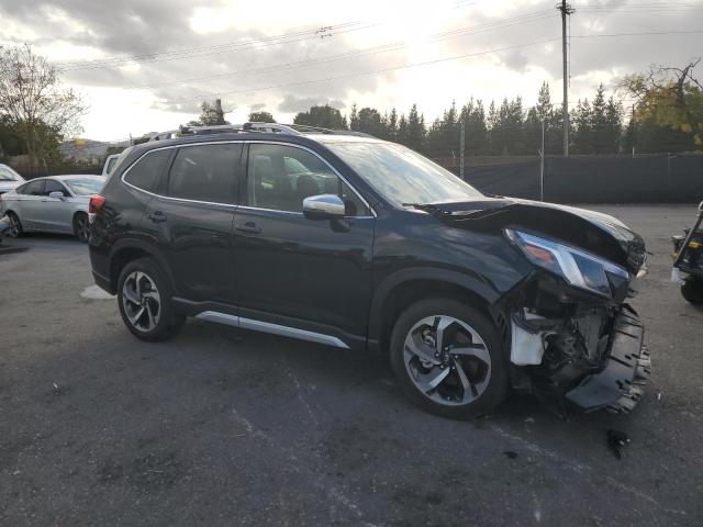 Photo 4 from auction – 2023 SUBARU FORESTER T with VIN JF2SKARC0PH504177