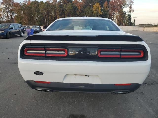 Photo 6 from auction – 2016 DODGE CHALLENGER with VIN 2C3CDZAG3GH213519