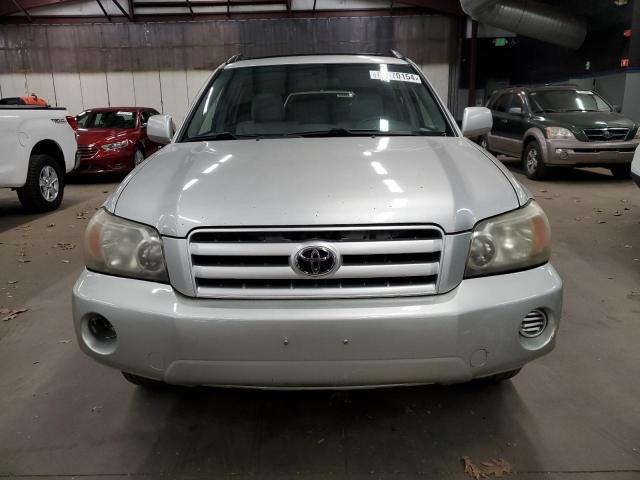 Photo 5 from auction – 2005 TOYOTA HIGHLANDER with VIN JTEEP21A550077048