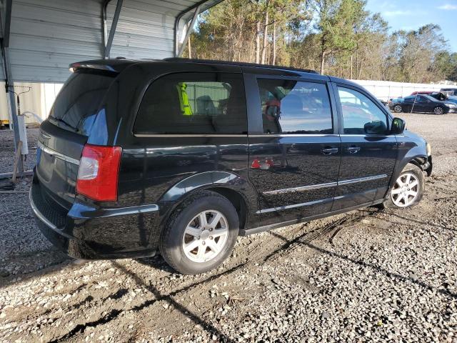 Photo 3 from auction – 2013 CHRYSLER TOWN & COU with VIN 2C4RC1BG1DR554870