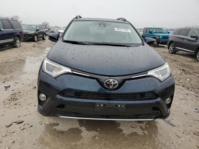 Photo 5 from auction – 2017 TOYOTA RAV4 XLE with VIN JTMRFREV4HJ163514