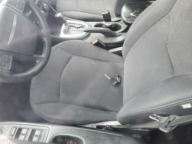 Photo 7 from auction – 2013 CHRYSLER 200 LX with VIN 1C3CCBAB1DN654390