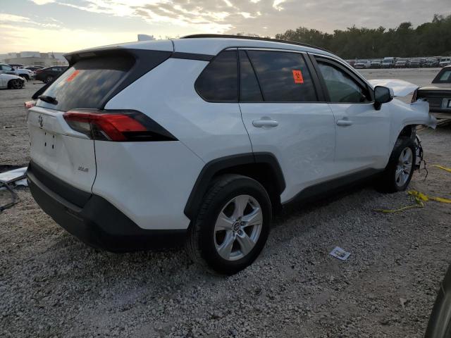 Photo 3 from auction – 2021 TOYOTA RAV4 XLE with VIN 2T3W1RFV7MC086649